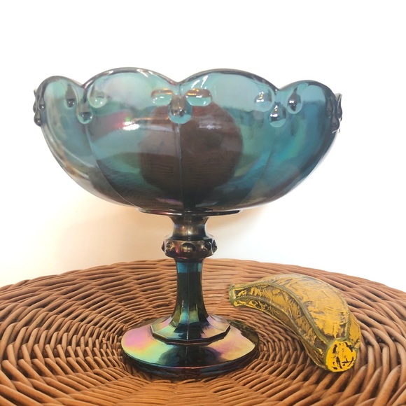 Carnival glass pedestal fruit bowl circa 1950 EUC - Picture 9 of 15
